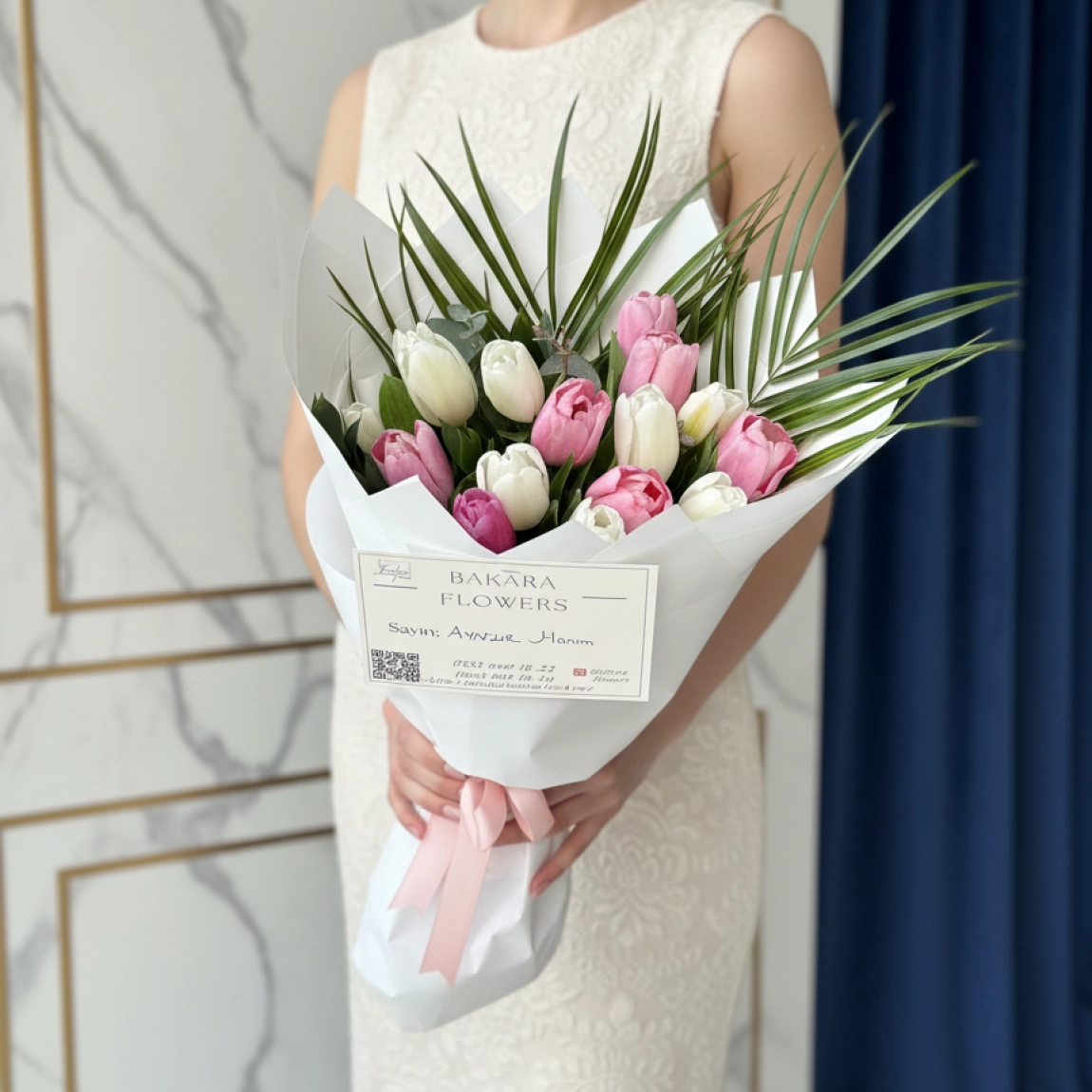 16'Li Beyaz Ve Pembe Premium Lale Buketi