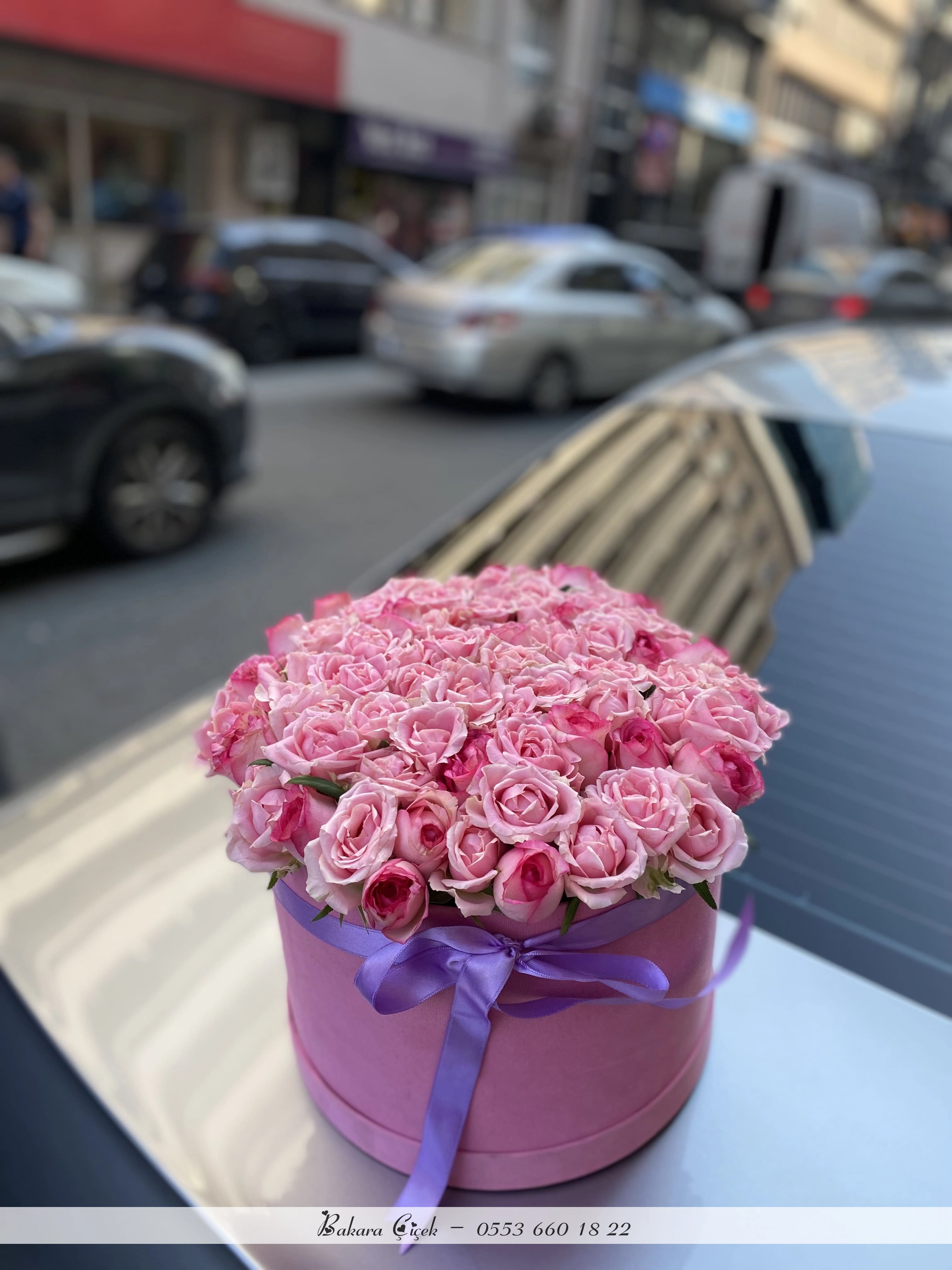 Kutuda Pembe Gül