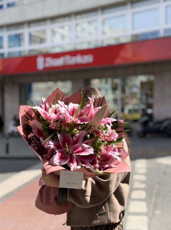 Premium Lilyum Buketi